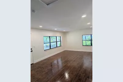 8206 N 19th Street, Tampa, FL 33604 - Photo 4