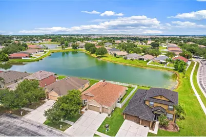 31415 Bridgegate Drive, Wesley Chapel, FL 33545 - Photo 4