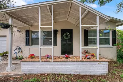 4738 9th Street, Zephyrhills, FL 33542 - Photo 2