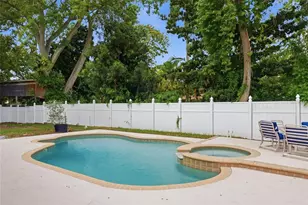 8205 Westridge Dr, Tampa, FL 33615 - Photo 38