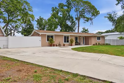 8205 Westridge Drive, Tampa, FL 33615 - Photo 2