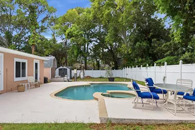 8205 Westridge Drive, Tampa, FL 33615 - Photo 34