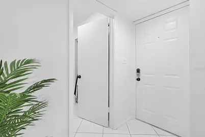 2780 N Riverside Drive #502, Tampa, FL 33602 - Photo 12