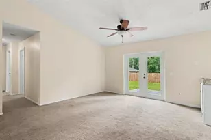 206 Oak Cir, Ocala, FL 34472 - Photo 4