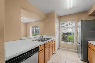 7434 E Bank Dr, Tampa, FL 33617 - Photo 6