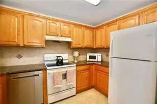 6150 Gulfport Blvd S, Gulfport, FL 33707 - Photo 18