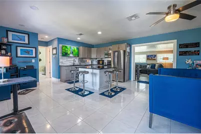 5760 3rd Avenue N, Saint Petersburg, FL 33710 - Photo 2