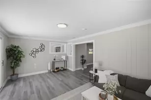 923 N Palm Dr SW, Largo, FL 33770 - Photo 10