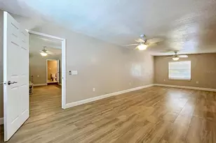8616 Magnolia St, Gibsonton, FL 33534 - Photo 36