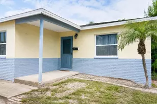 5405 1st St NE, Saint Petersburg, FL 33703 - Photo 1