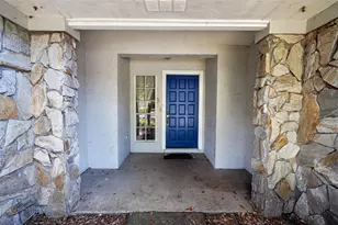 906 Lakemont Hills Blvd, Brandon, FL 33510 - Photo 2