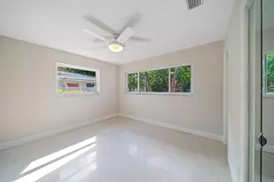 1163 60th Ave S, Saint Petersburg, FL 33705 - Photo 16