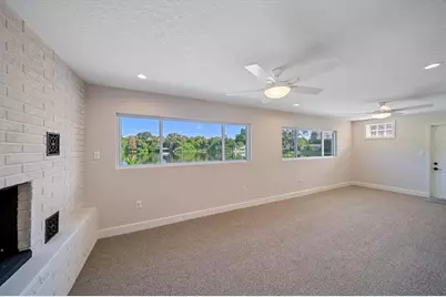 1163 60th Avenue S, Saint Petersburg, FL 33705 - Photo 14