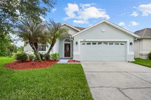 3817 Langdrum Dr, Wesley Chapel, FL 33543 - Photo 2