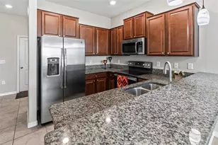 15504 Florence Hollow Pl, Ruskin, FL 33573 - Photo 8
