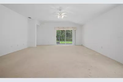 5526 Gallant Fox Court, Wesley Chapel, FL 33544 - Photo 8