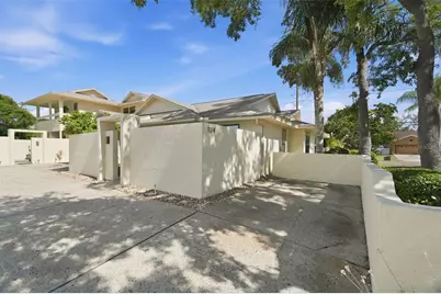 124 Colony South Drive, Tarpon Springs, FL 34689 - Photo 4