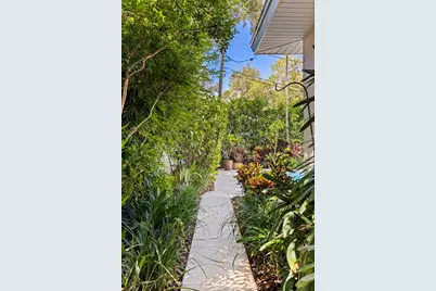 1846 Coffee Pot Boulevard NE, Saint Petersburg, FL 33704 - Photo 56