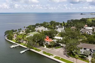 1846 Coffee Pot Blvd NE, Saint Petersburg, FL 33704 - Photo 1