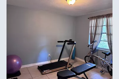 10102 Missy Court, Tampa, FL 33615 - Photo 12