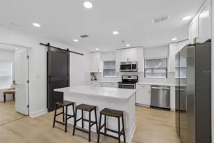 1702 W Johnston Ave, Tampa, FL 33603 - Photo 2