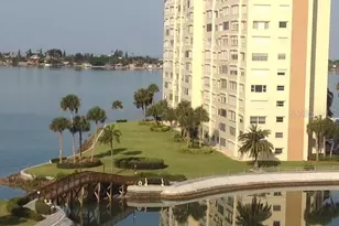 4575 Cove Cir, Saint Petersburg, FL 33708 - Photo 20