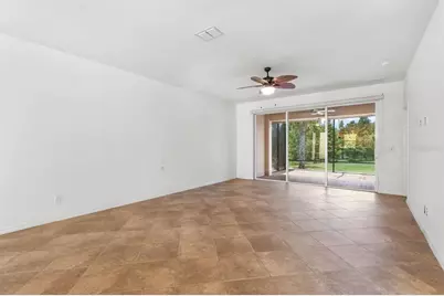 15665 Aurora Lake Circle, Wimauma, FL 33598 - Photo 14