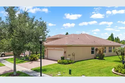 15665 Aurora Lake Circle, Wimauma, FL 33598 - Photo 2