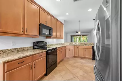 15665 Aurora Lake Circle, Wimauma, FL 33598 - Photo 24