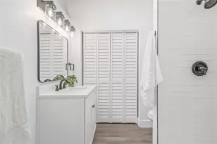 2534 19th St S, Saint Petersburg, FL 33712 - Photo 22