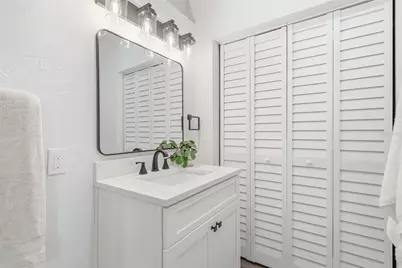 2534 19th Street S, Saint Petersburg, FL 33712 - Photo 24