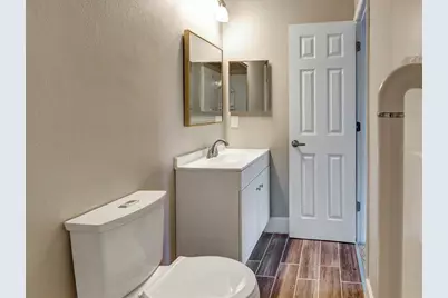 16596 Brigadoon Drive, Tampa, FL 33618 - Photo 22
