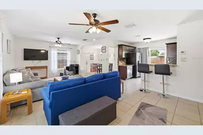 8685 Magnolia Drive, Seminole, FL 33777 - Photo 2