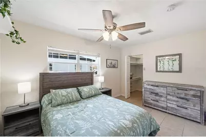 8685 Magnolia Drive, Seminole, FL 33777 - Photo 18