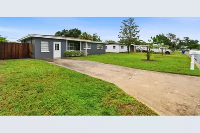 8685 Magnolia Drive, Seminole, FL 33777 - Photo 38