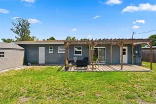8685 Magnolia Dr, Seminole, FL 33777 - Photo 32