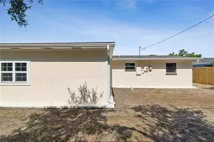 1039 Clairborne St, Holiday, FL 34690 - Photo 48