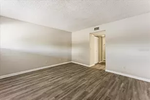 6332 Newtown Cir, Tampa, FL 33615 - Photo 18