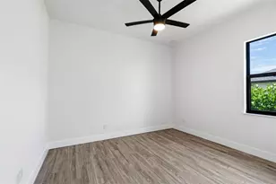 9487 Rosebud Cir, Port Charlotte, FL 33981 - Photo 20
