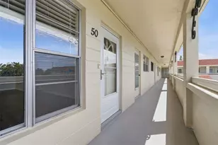 2434 Australia Way E, Clearwater, FL 33763 - Photo 2