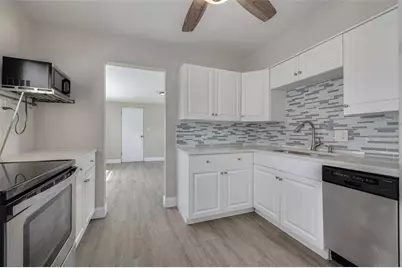 4012 21st Street N, Saint Petersburg, FL 33714 - Photo 8