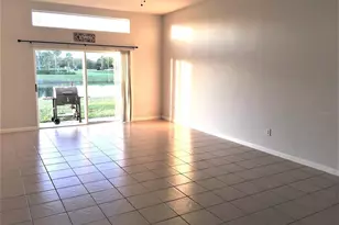 11612 Tropical Isle Ln, Riverview, FL 33579 - Photo 6