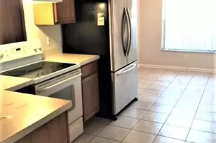 11612 Tropical Isle Ln, Riverview, FL 33579 - Photo 8
