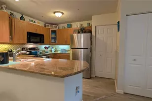 5717 Baywater Dr, Tampa, FL 33615 - Photo 6