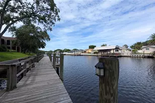 5717 Baywater Dr, Tampa, FL 33615 - Photo 42
