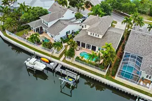 432 Islebay Dr, Apollo Beach, FL 33572 - Photo 4