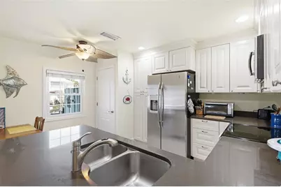 5191 Salmon Drive SE #B, Saint Petersburg, FL 33705 - Photo 8