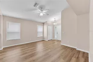 11920 Whisper Creek Dr, Riverview, FL 33569 - Photo 4