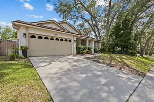 1090 Rolling Oaks Ave, Tarpon Springs, FL 34689 - Photo 1
