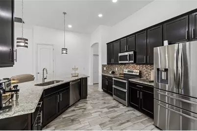 943 Old Windsor Way, Spring Hill, FL 34609 - Photo 20